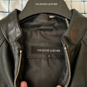 Wilson’s Leather Black Jacket. Only wore once. Great jacket!